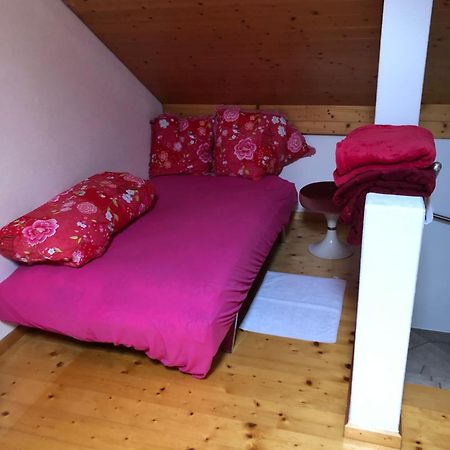 Gemuetliche Ferienwohnung Mit Garten Biasca Exterior foto